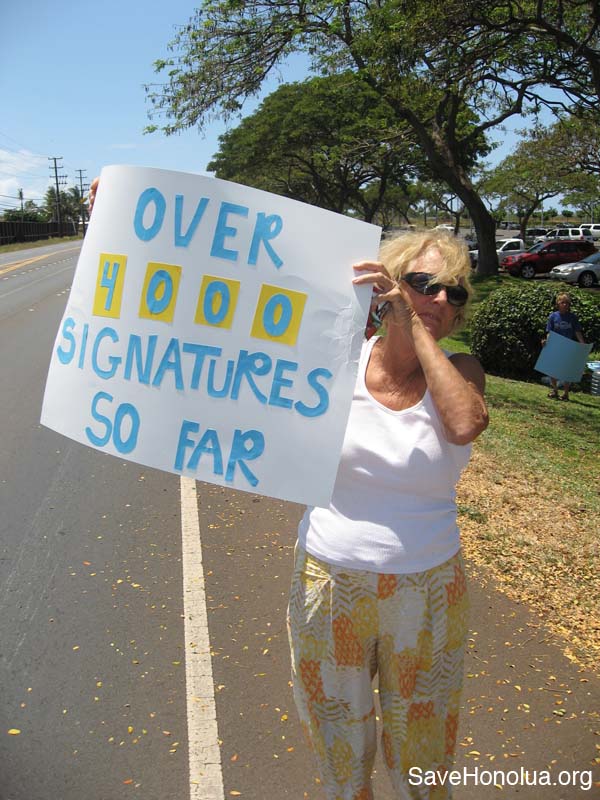 4-22-07-signwaving14