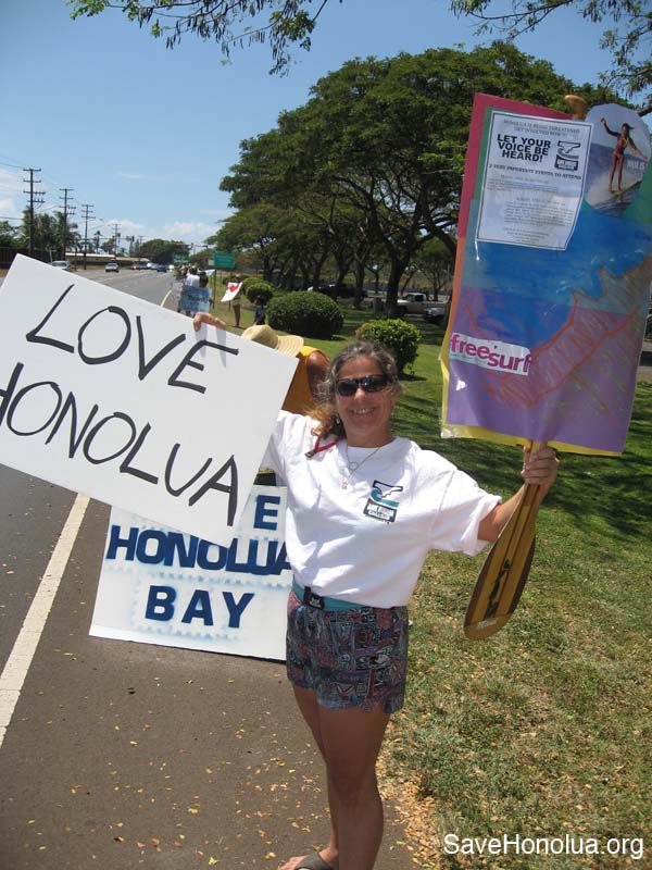 4-22-07-signwaving17