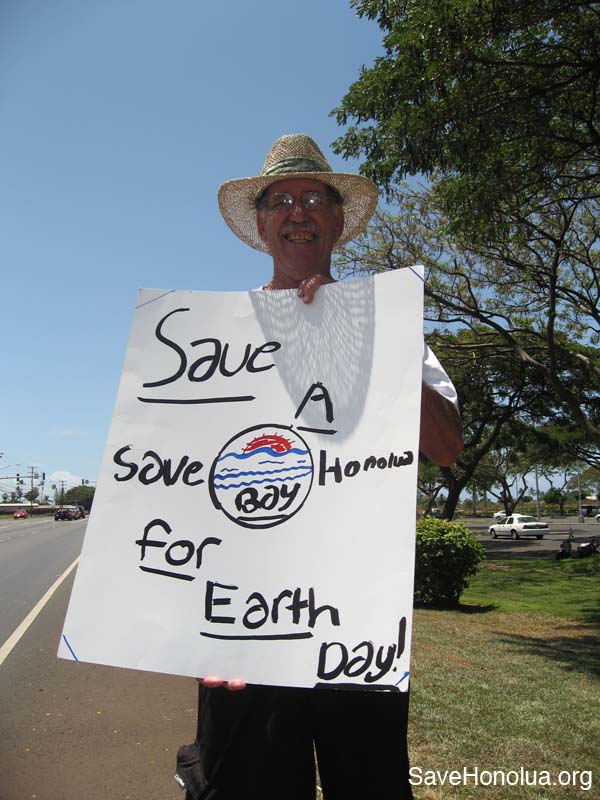 4-22-07-signwaving24
